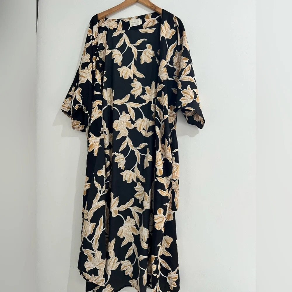 Floral cárdigan Size L/XL